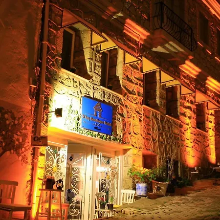 5 Tas Boutique Hotel Homestay