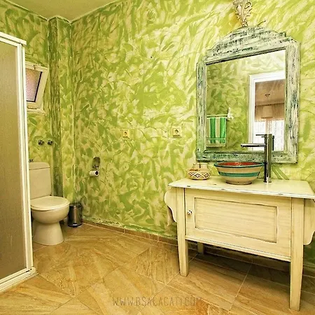 5 Tas Boutique Hotel *