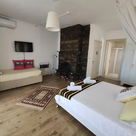 Homestay 5 Tas Boutique Hotel